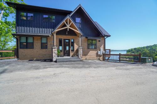 Velvet Monkey Retreat