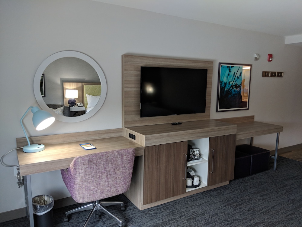 Hampton Inn & Suites Rocky Hill Hartford South - photo 8