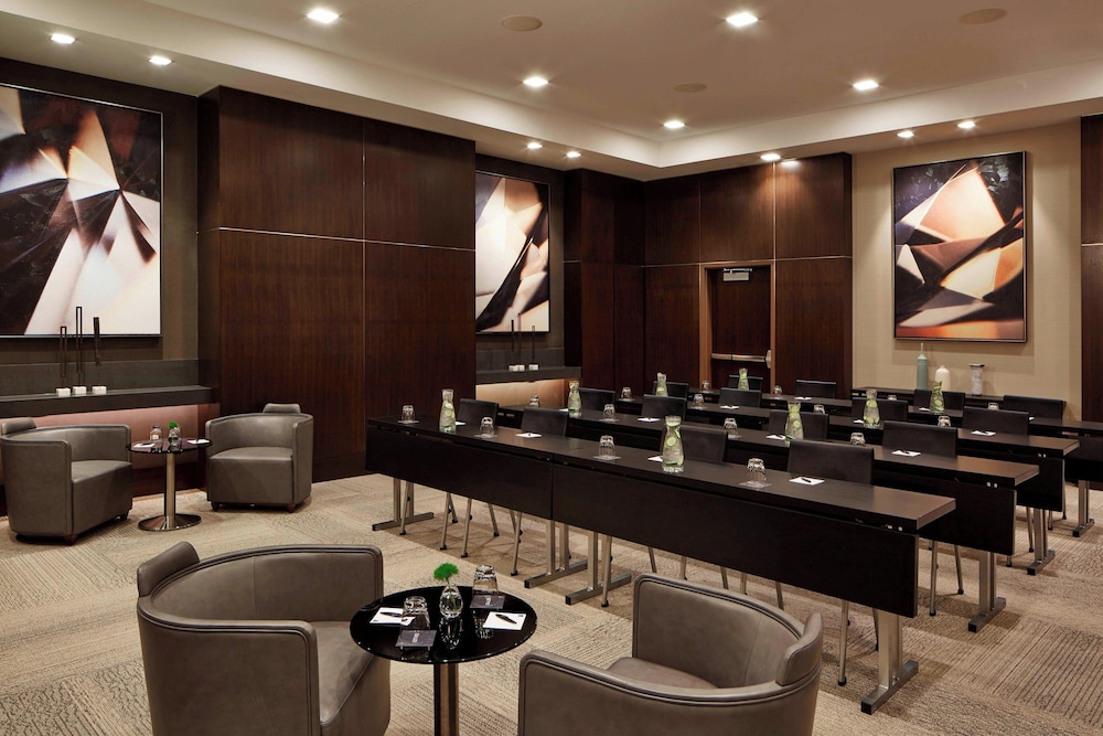AC Hotel by Marriott Minneapolis Downtown - photo 44