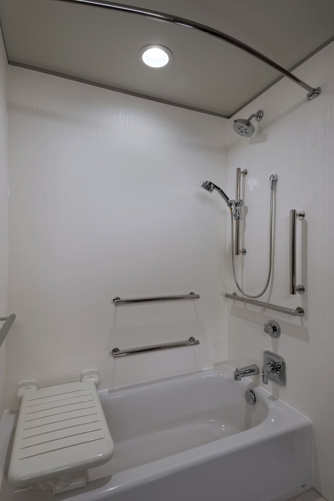 Courtyard by Marriott Jackson Madison - photo 21