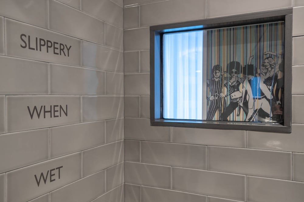 Moxy NYC Downtown - photo 28