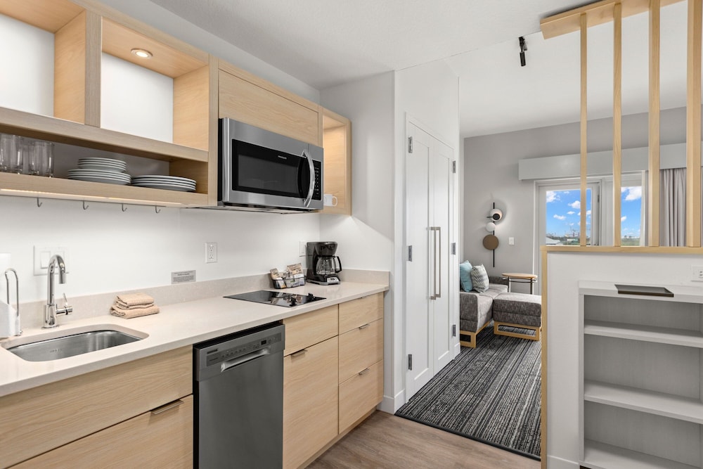 TownePlace Suites by Marriott Cape Canaveral Cocoa Beach - photo 18