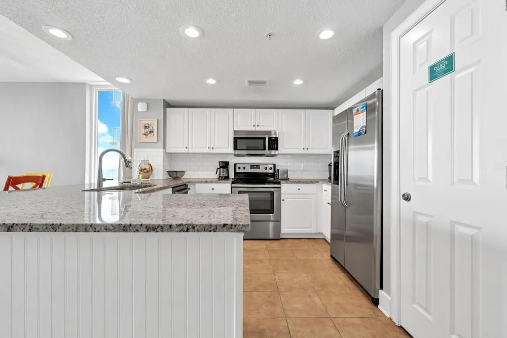 Majestic Beach Towers 2 1701 - photo 24