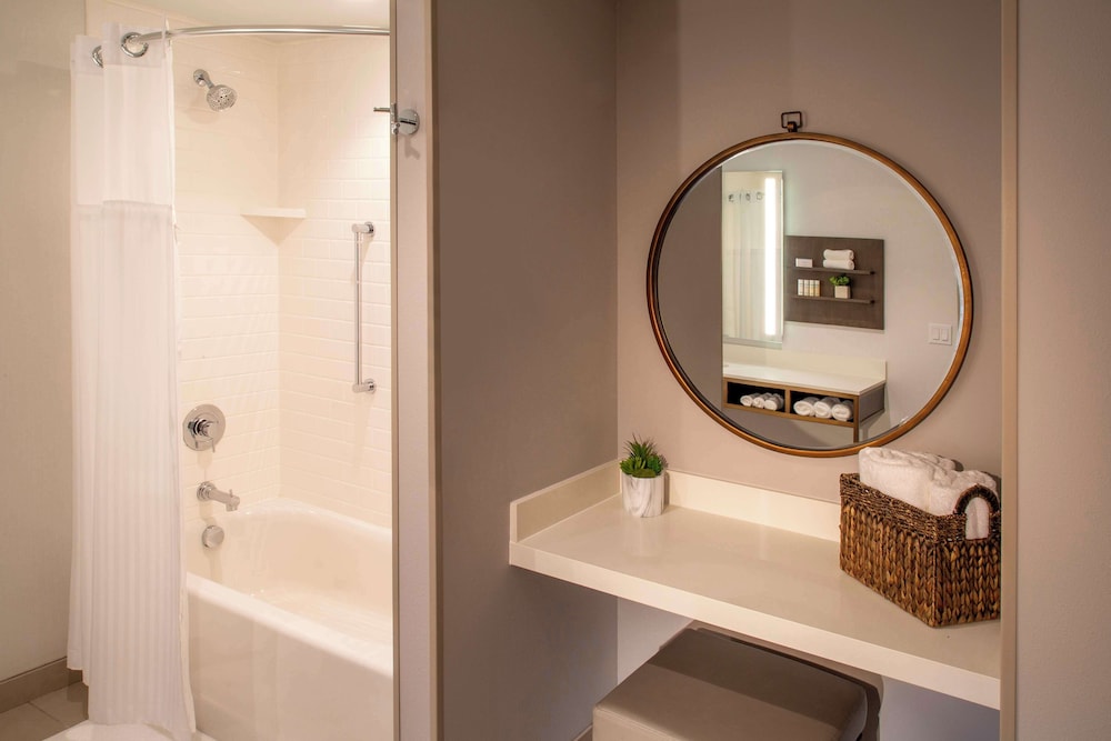 Hilton Garden Inn Redmond Seattle - photo 28