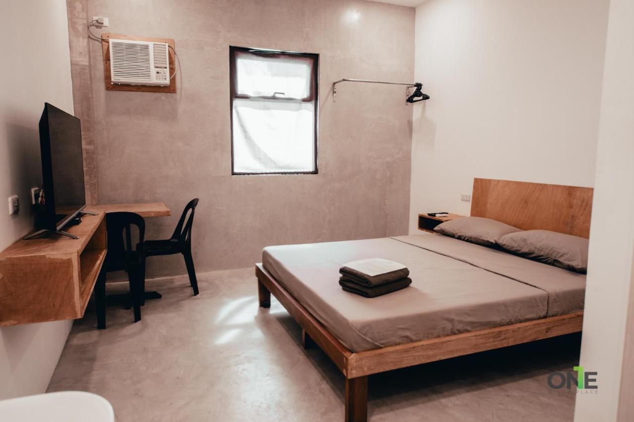 One Biñan Place — hotel in Binan