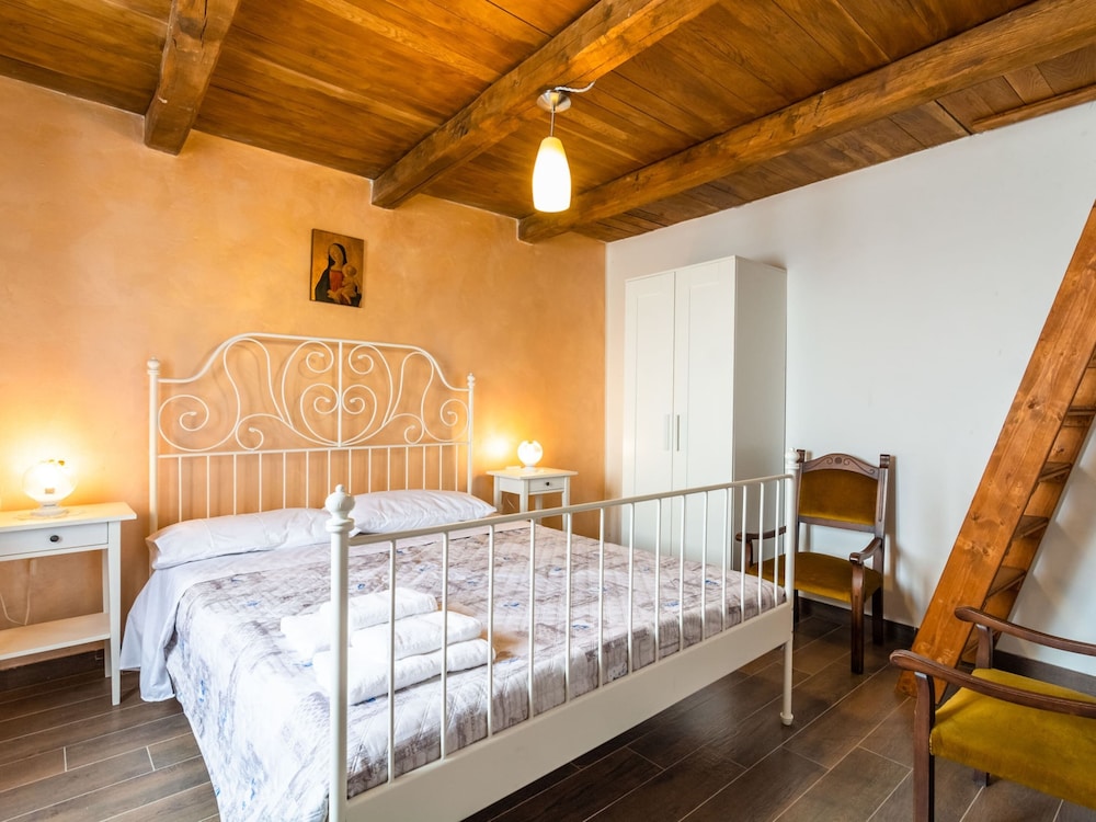 Tranquil Farmhouse in Sestino — Sestino — photo 5