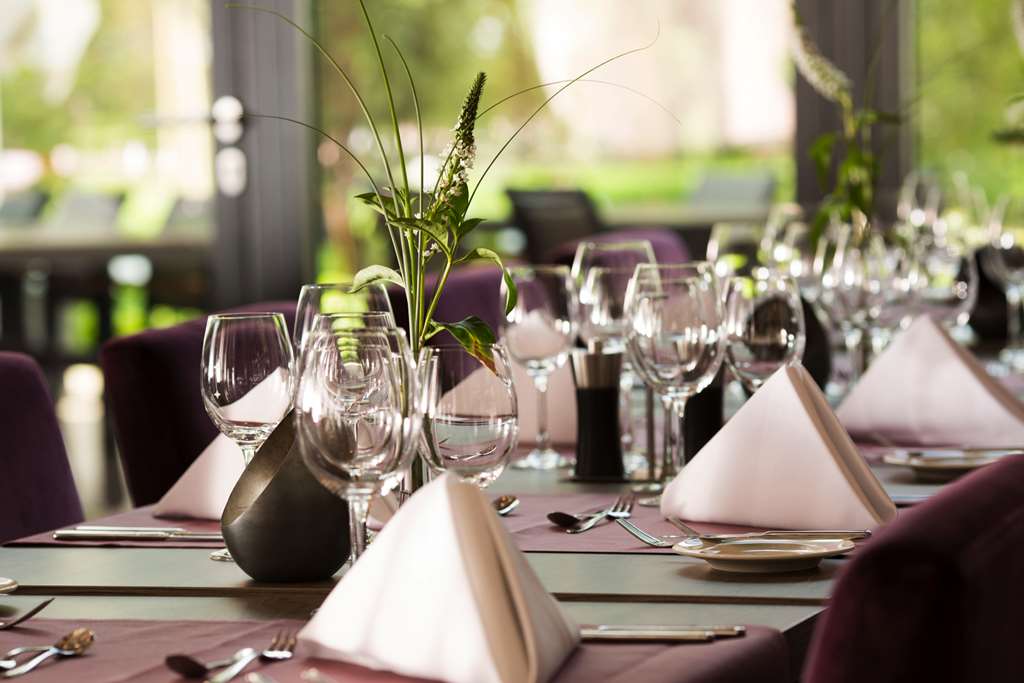 Steigenberger Parkhotel, Braunschweig/Brunswick, Germany - Vinothek