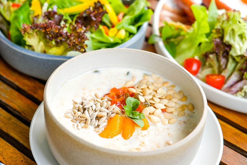 מזון ומשקאות