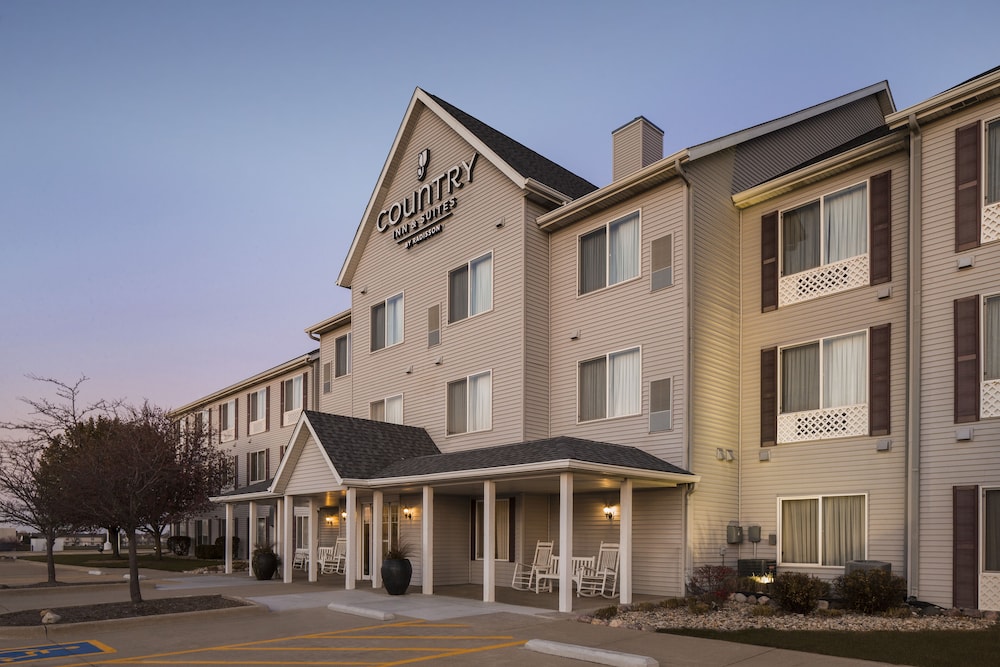 Country Inn & Suites by Radisson Bloomington Normal Airport IL in Bloomington, United States