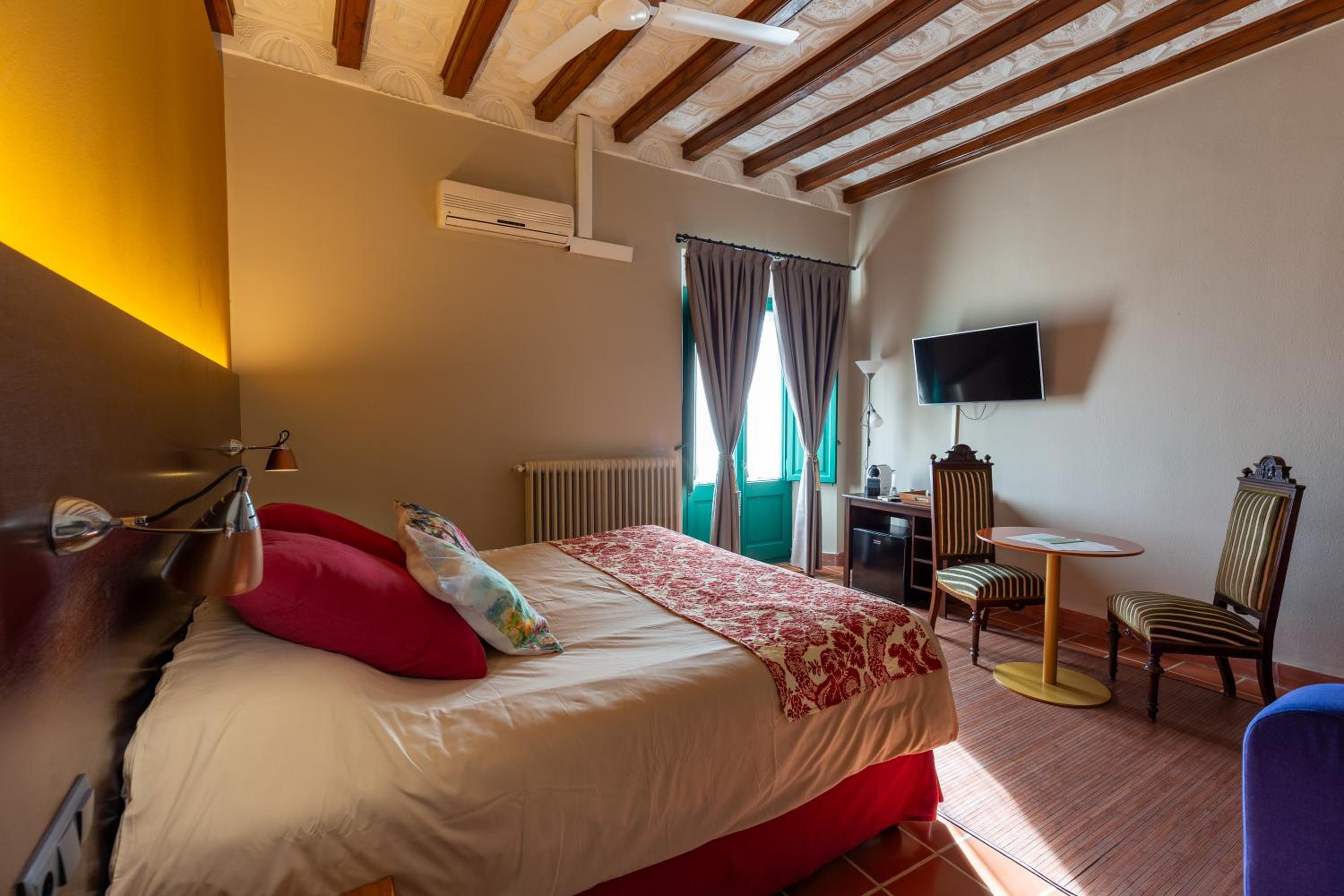 Els Jardins de la Martana Hotel — Besalu — photo 5