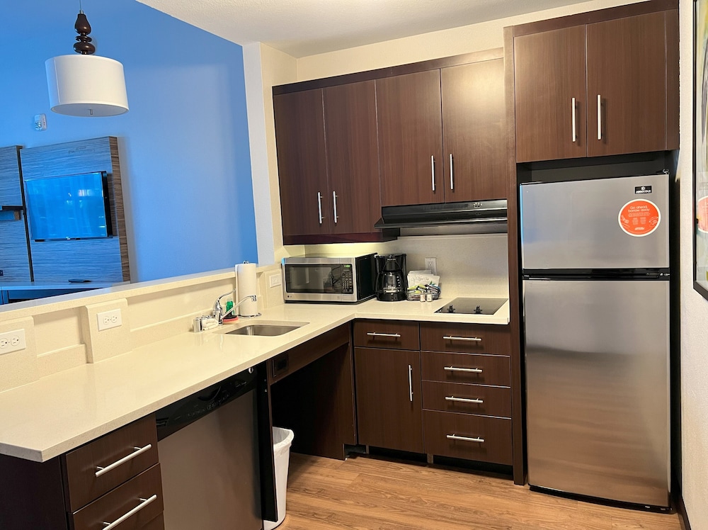 TownePlace Suites by Marriott San Mateo Foster City - photo 14