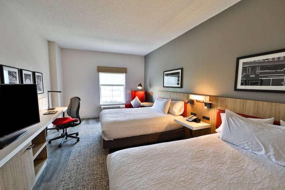 Hilton Garden Inn Savannah Historic District - photo 30