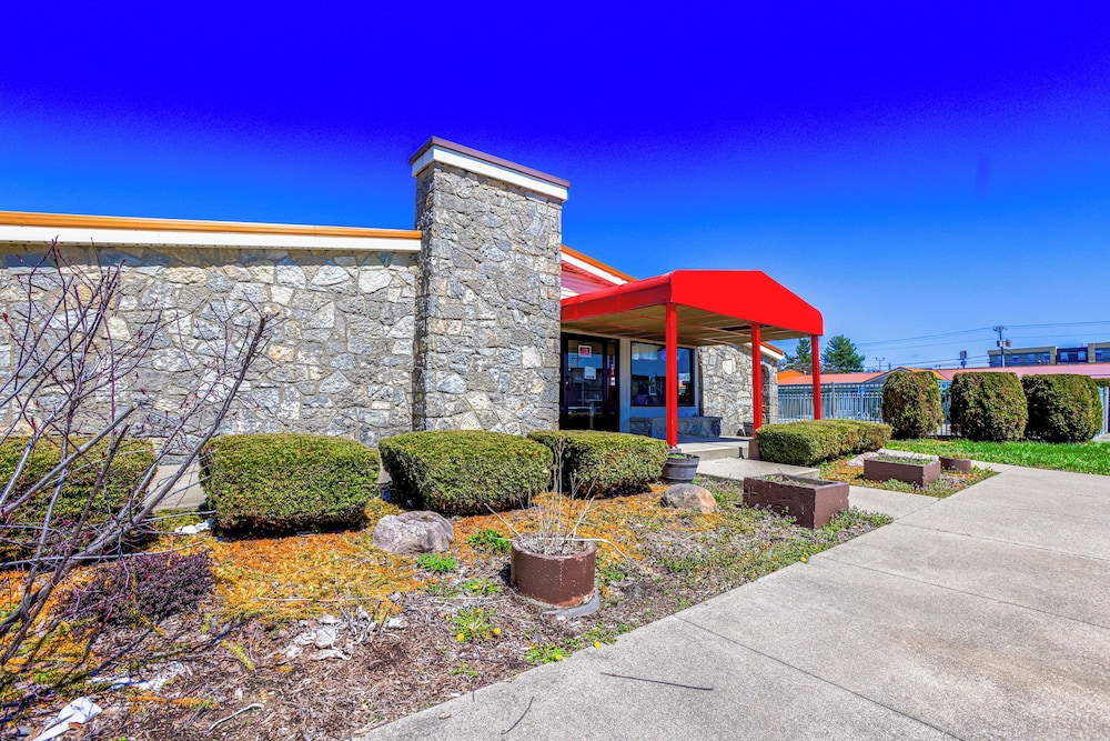 Cozy Garden Inn By OYO Hwy 40 Richmond - photo 62