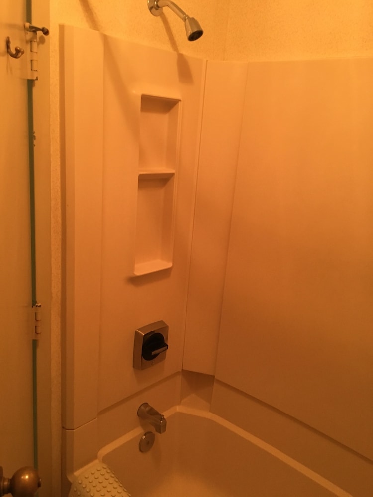 Gold Vault Inn - photo 15