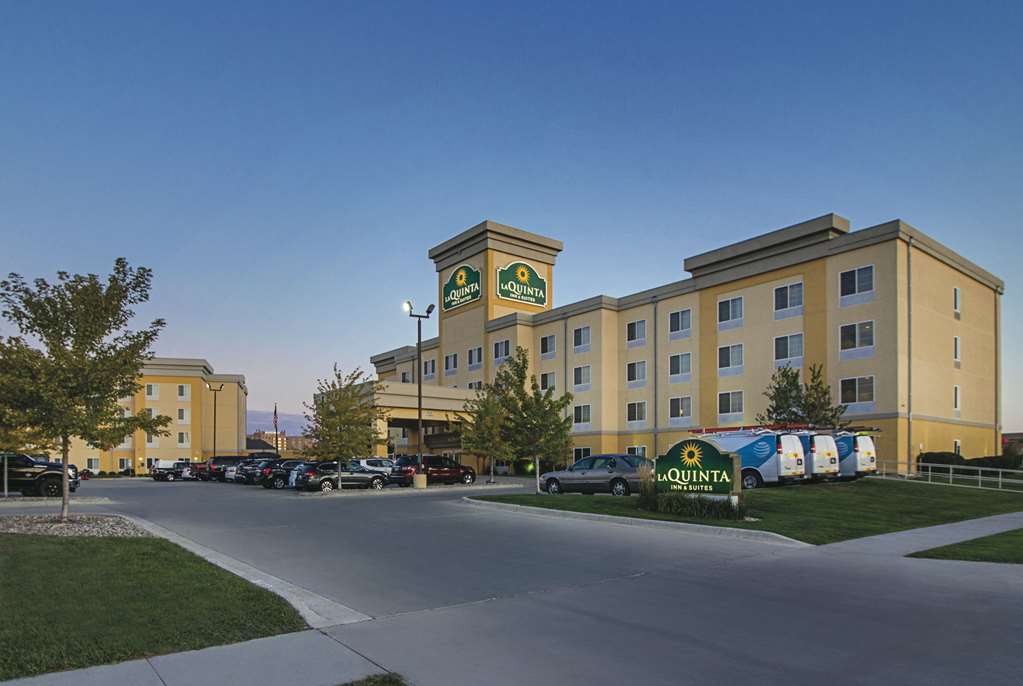 La Quinta Inn & Suites by Wyndham Fargo Medical Center - photo 3