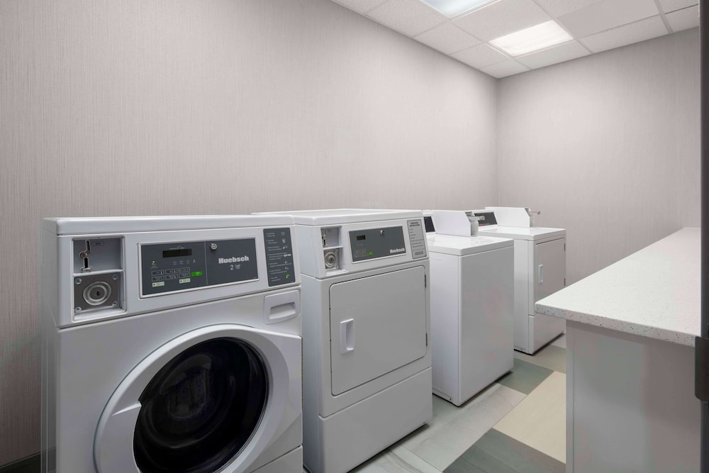 Hampton Inn Stafford Quantico & Conference Center - photo 31