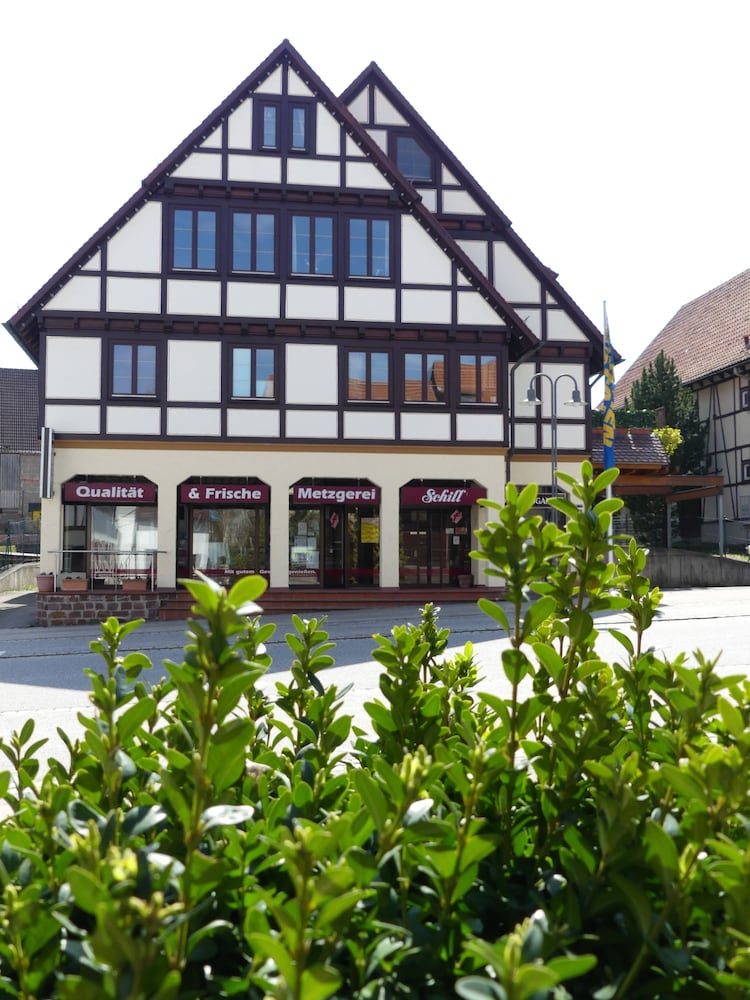 Hotel Krone - carbon neutral hotel in Deckenpfronn