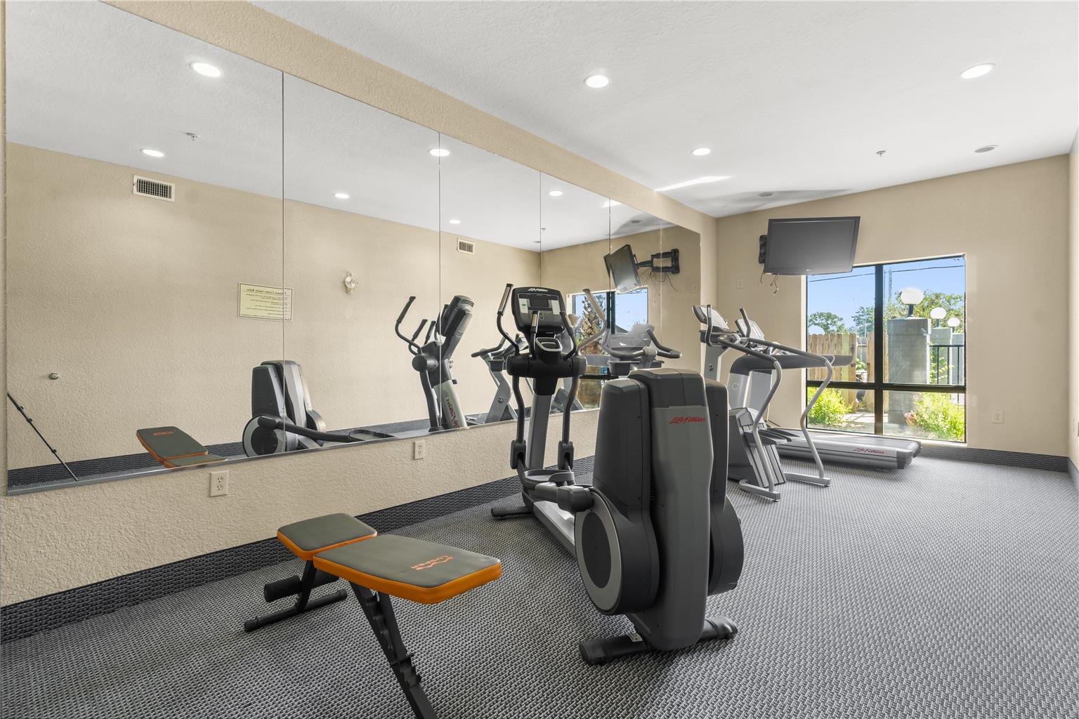 Americas Best Value Inn & Suites Livingston - photo 52