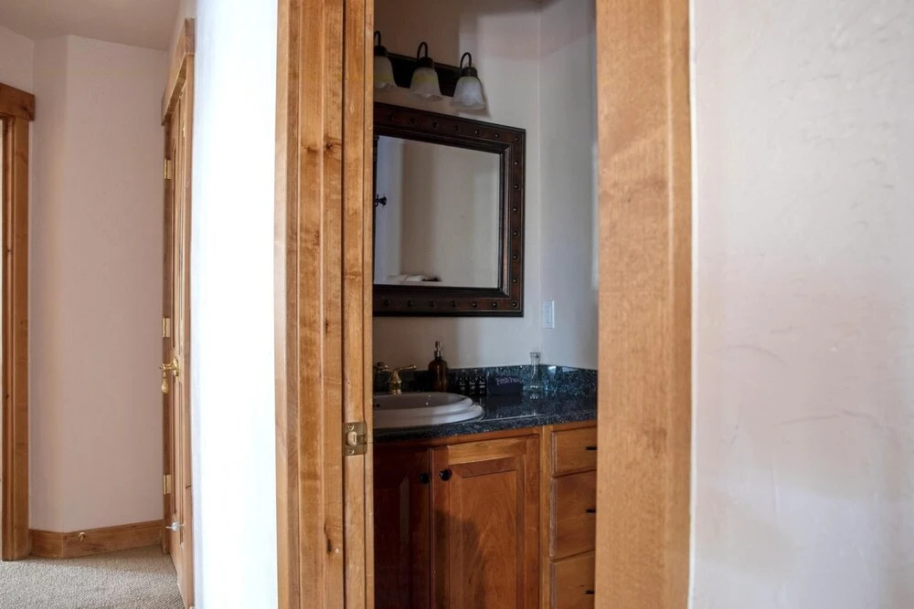 Zendo by Avantstay Serene Mountain Abode w Hot Tub & Views - photo 22