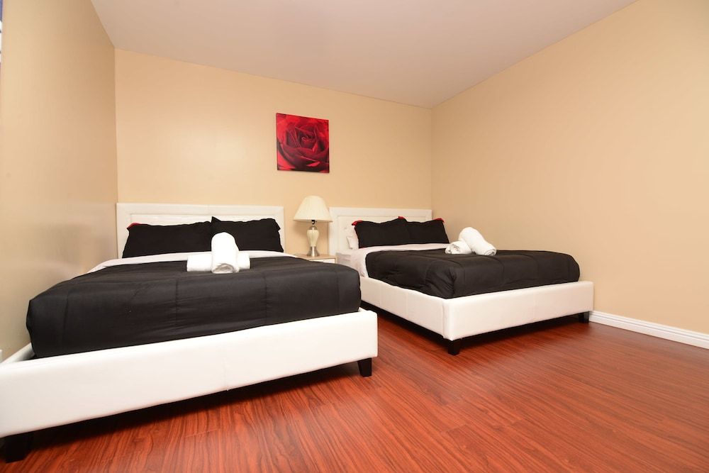 Cozy Hollywood - photo 6