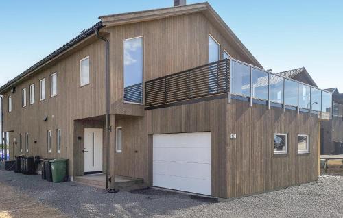 4 Bedroom Stunning Home In Søgne — 4-Star Luxury Hotel in Sogne, Norway