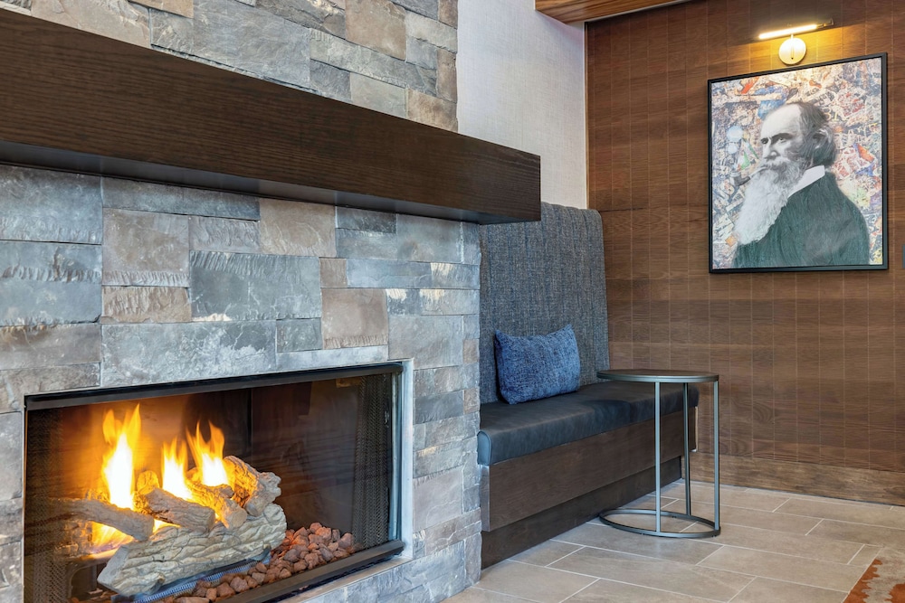 The Newberry Hotel Bend Tapestry Collection by Hilton - photo 9