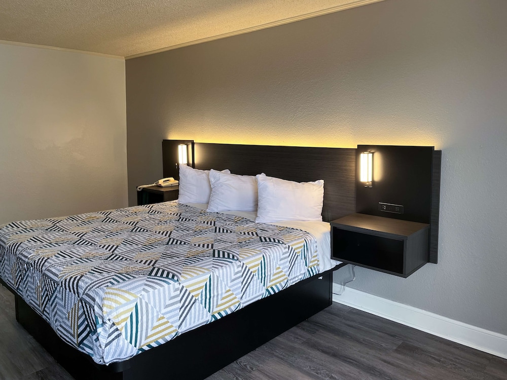 Studio 6 Suites Perry GA - photo 4