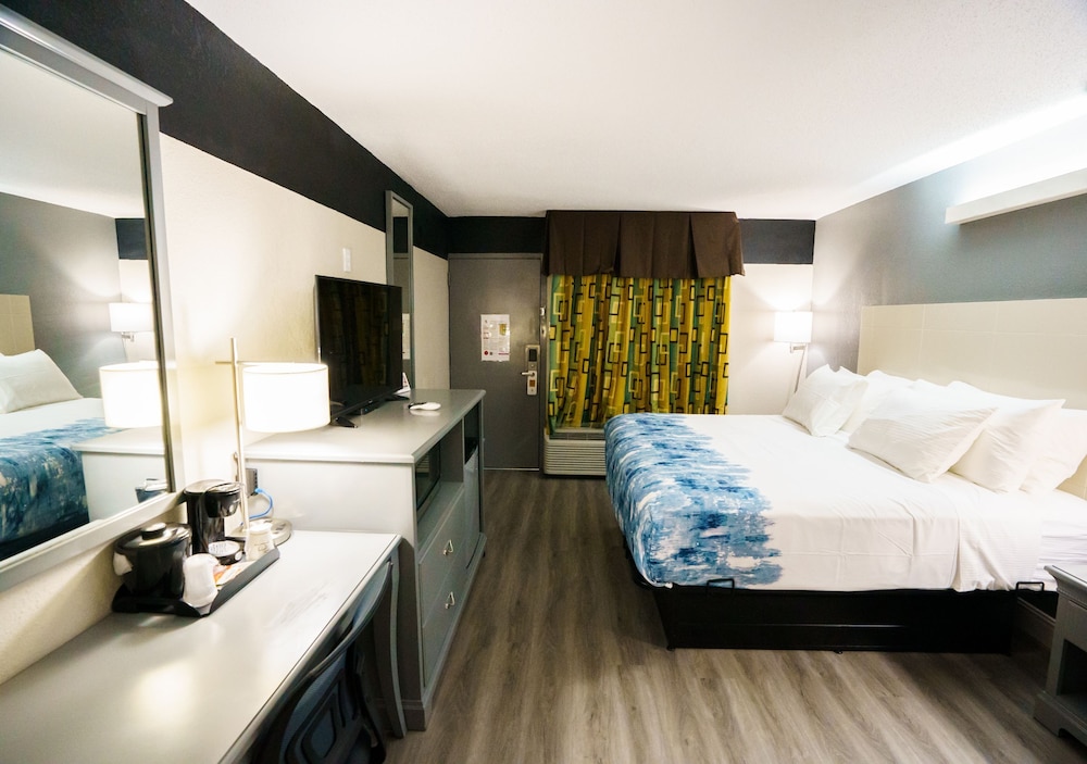 Lx Hotel Powered by ACW Circle - photo 43