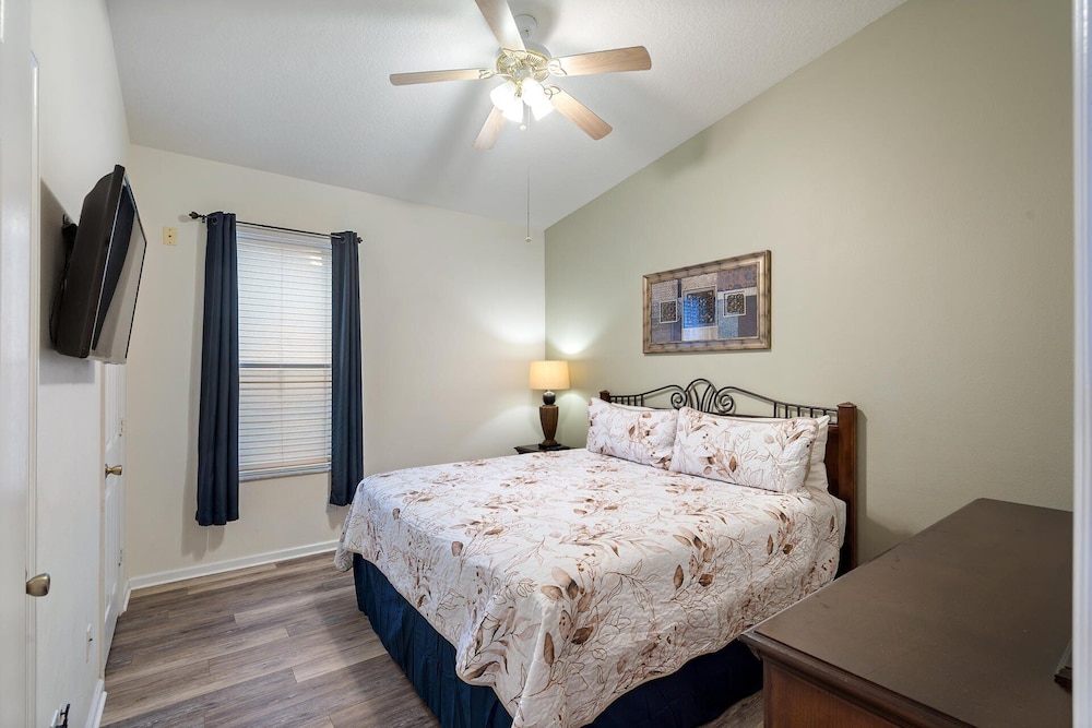 8104 fan Palm way - photo 4