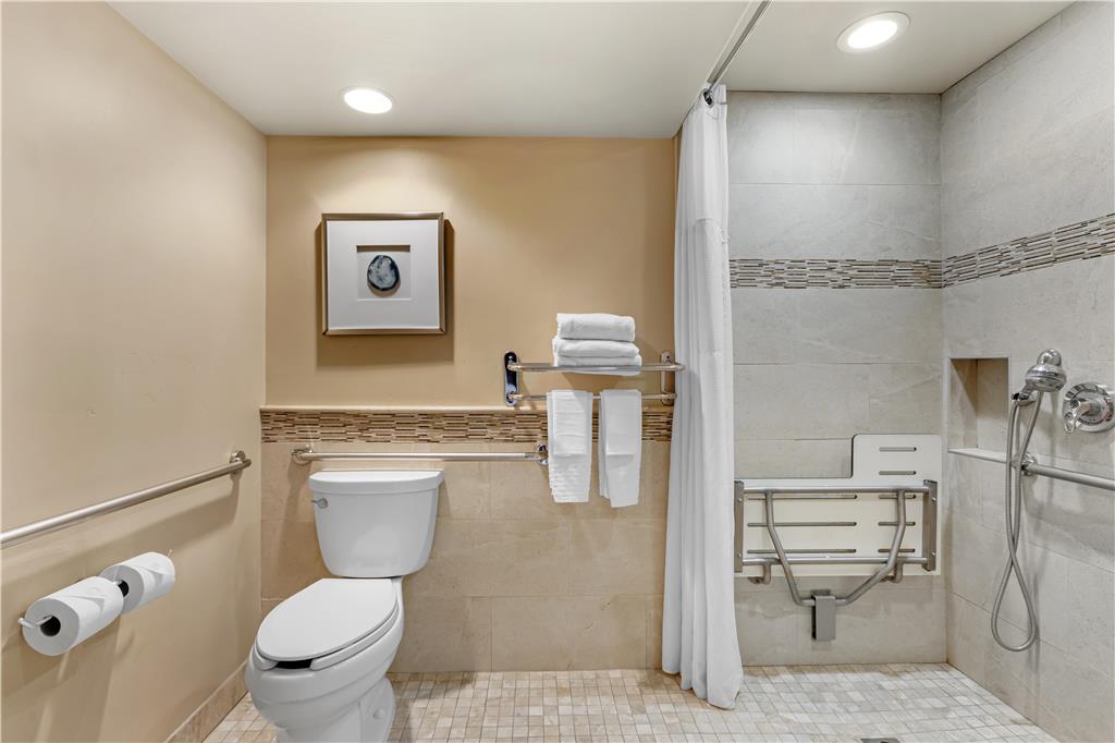 Best Western Plus Arroyo Roble Hotel & Creekside Villas - photo 30