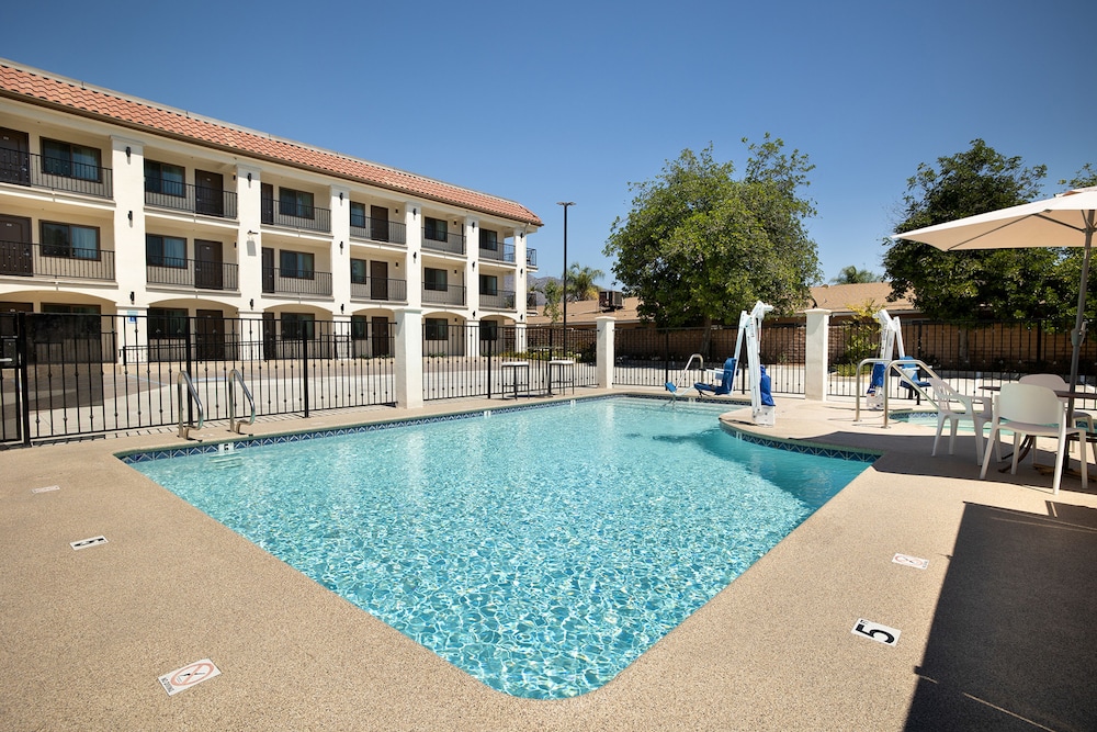 Hotel Huntington - photo 34