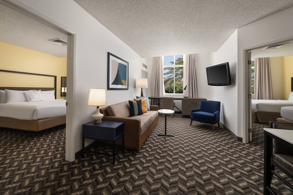 Residence Inn By Marriott Anaheim Resort Area - photo 5