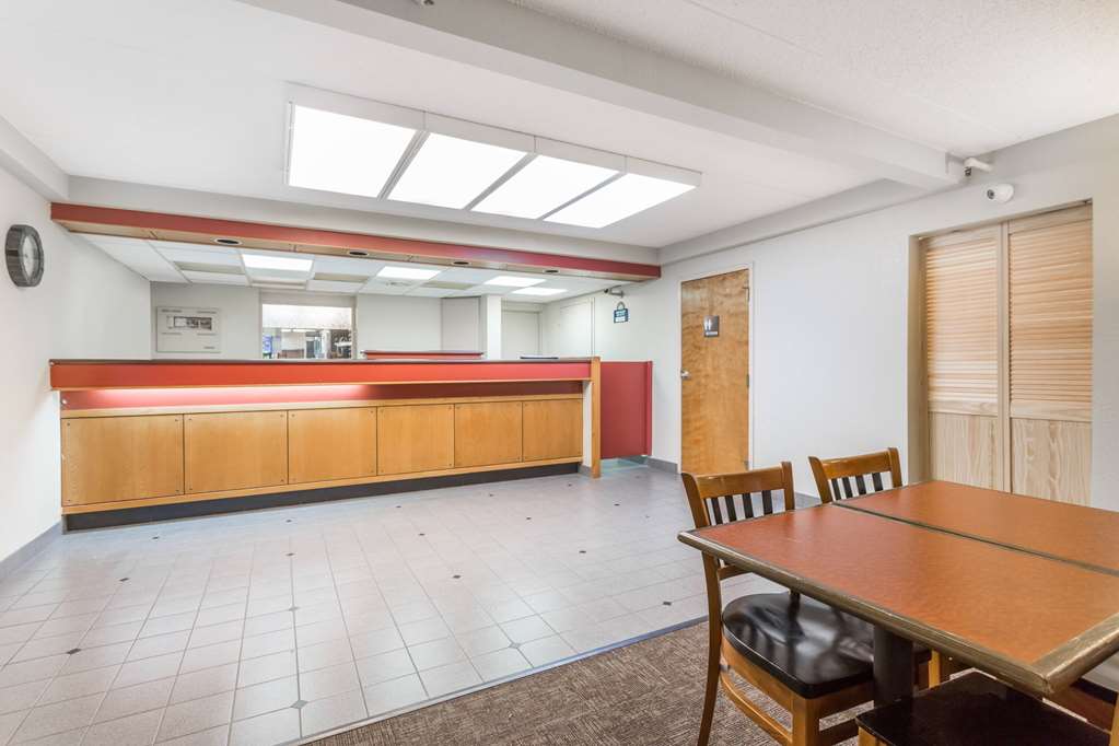 Days Inn by Wyndham Harrisburg North - photo 3