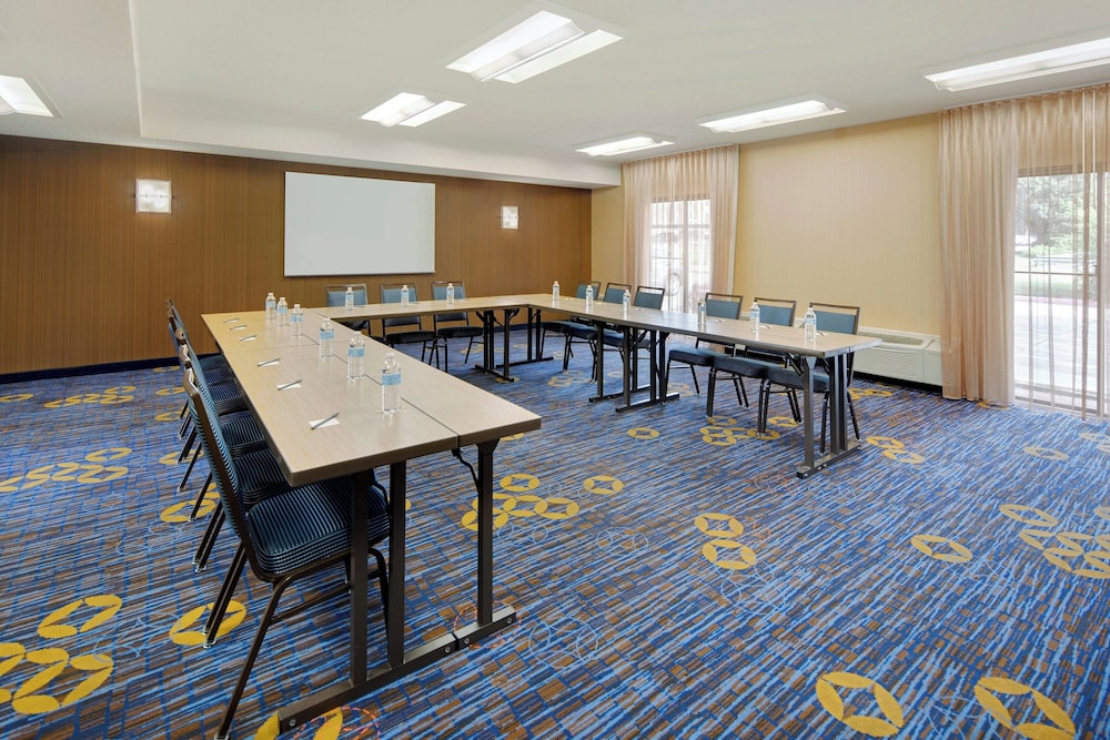 Courtyard by Marriott Addison Midway - photo 34