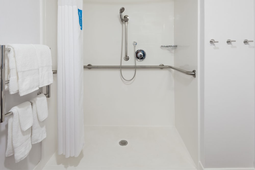 Hampton Inn Atlanta Perimeter Center - photo 15