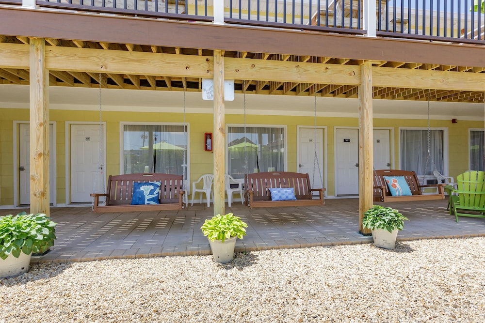 Ocean Resort Inn - photo 72