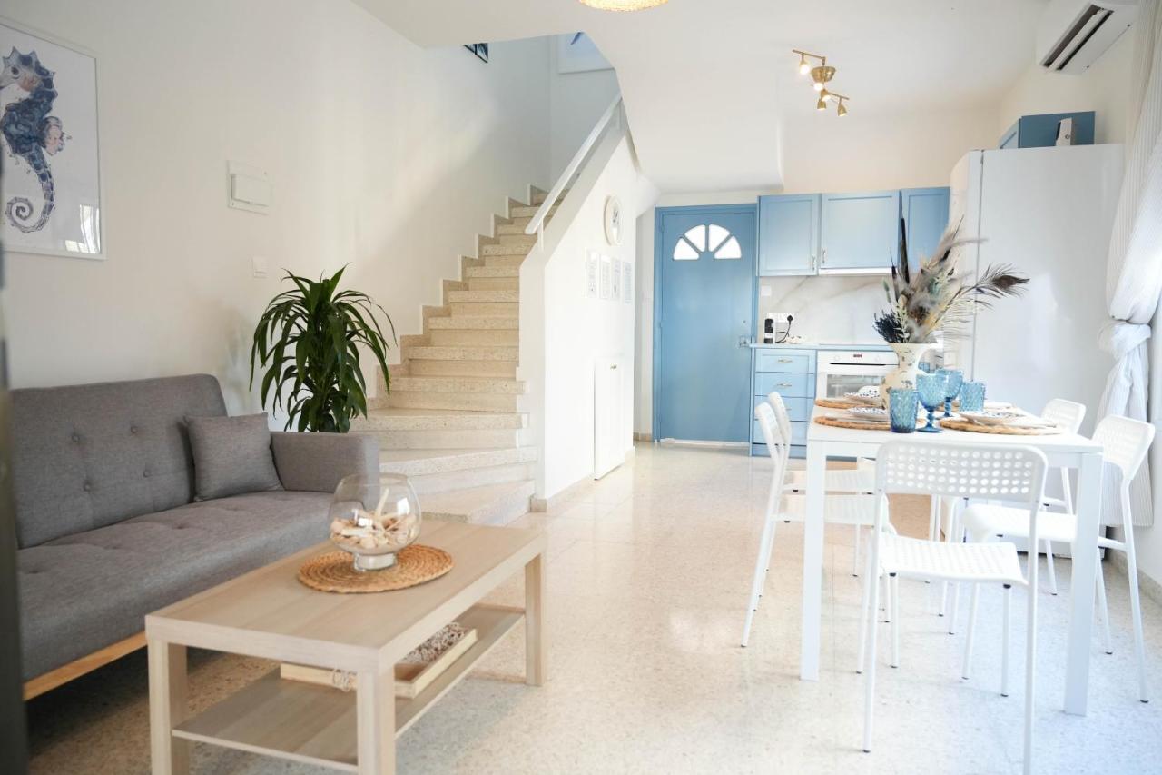 Ocean Blue House 17