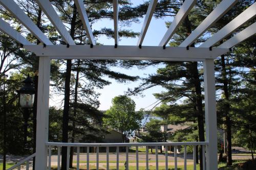 The Hillside B&B. Home w Breakfast Service — Wisconsin Dells — photo 3