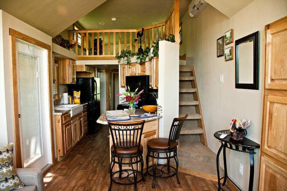 Lillian Farms Bed & Breakfast - photo 52