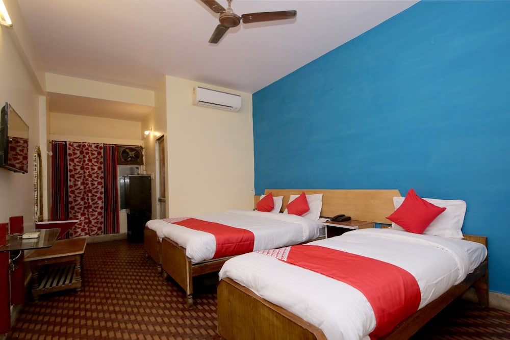 Oyo 30600 Hotel Sagar in Jabalpur, India