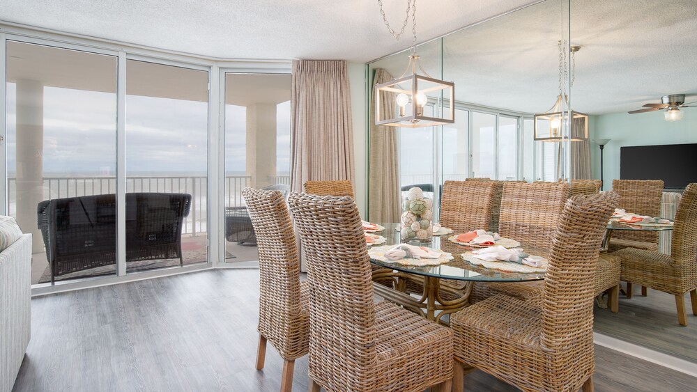 Long Beach 4 1007E 556192 by RedAwning - photo 12