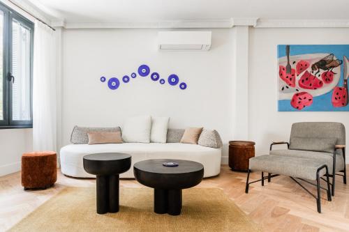 Chic & central Athenian apartment EV4 — 4-Star Luxury Hotel in Athens, Greece