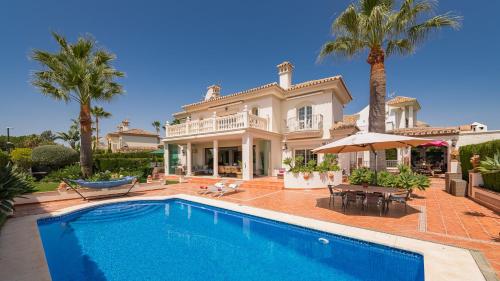 Golden Mile Villa Close to Beach — 4-Star Luxury Hotel in Marbella, Spain