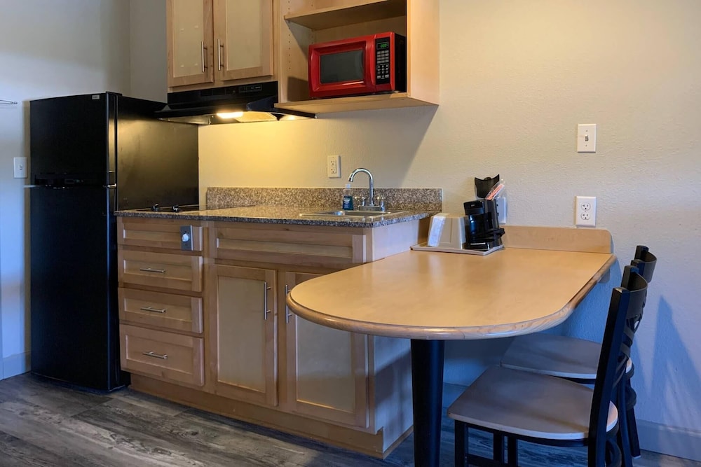 Suburban Studios near Panama City Beach in Panama, United States