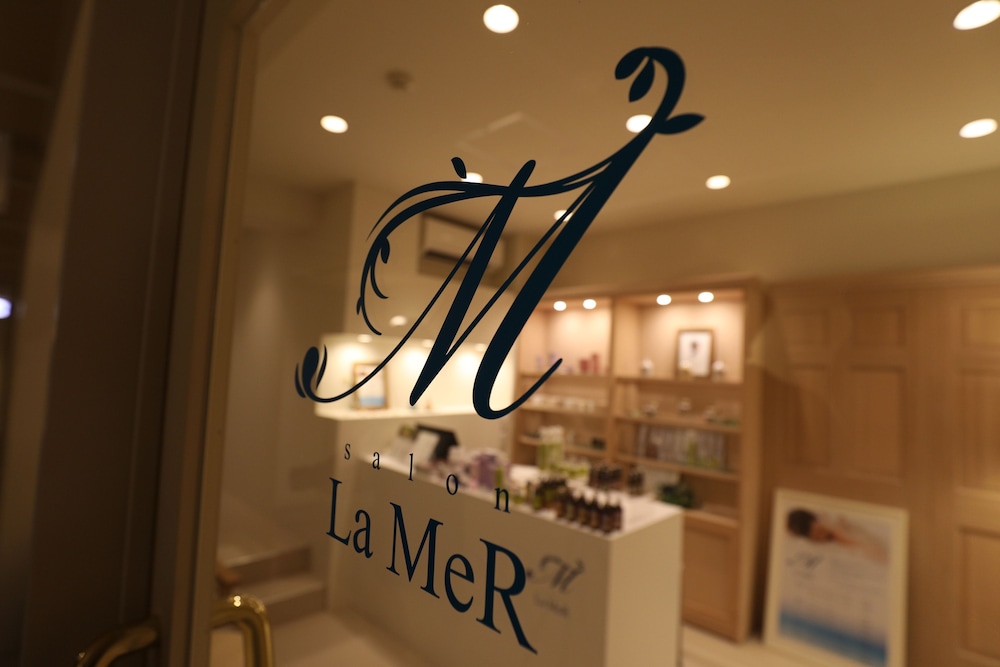 Infinito Hotel & Spa Nanki Shirahama in Shirahamacho-Usazakiminami, Japan