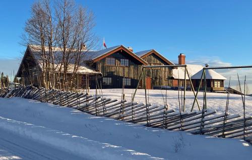 4 Bedroom Gorgeous Home In Bagn — 4-Star Luxury Hotel in Bagn, Norway