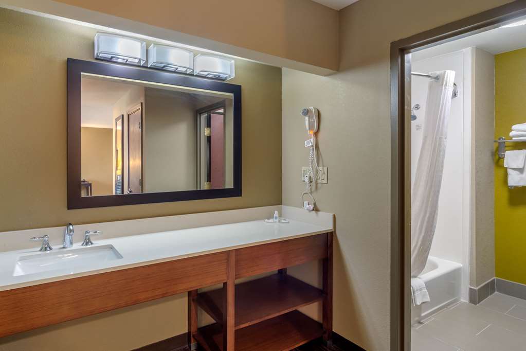 Comfort Inn & Suites Perry National Fairgrounds Area - photo 16