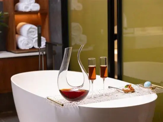 Jiangmen Bailiquan Zhi Hotel in Jiangmen, People's Republic of China