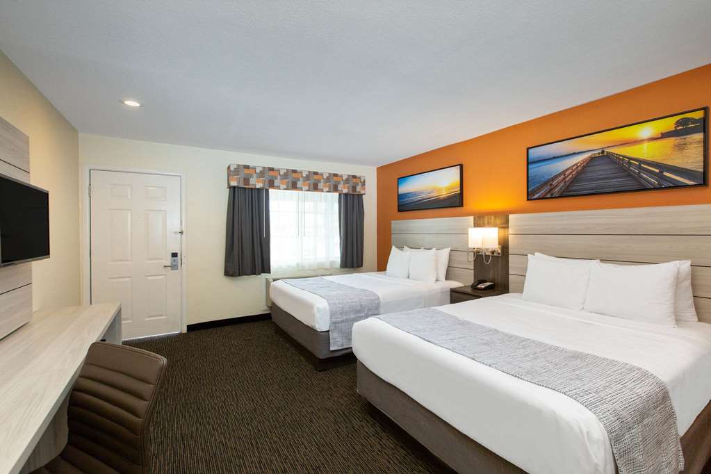 Days Inn by Wyndham Monterey Fisherman’s Wharf Aquarium in Monterey, United States