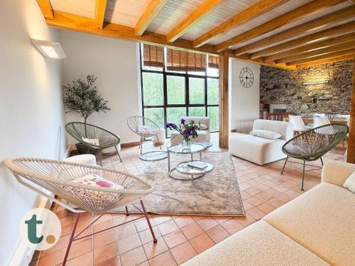 Tranquiloue L'Atelier des Nymphéas PuyduFou — hotel in Mouchamps